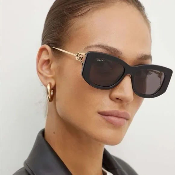 Gucci | Accessories | New Gucci Sunglasses Gg566s 01 Black  display picture 2